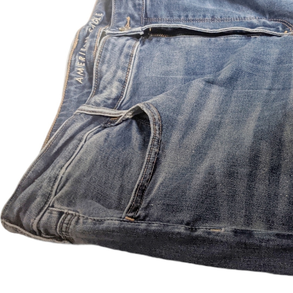 American Eagle Super Hi-Rise Jegging Distressed 22 - Picture 6 of 11